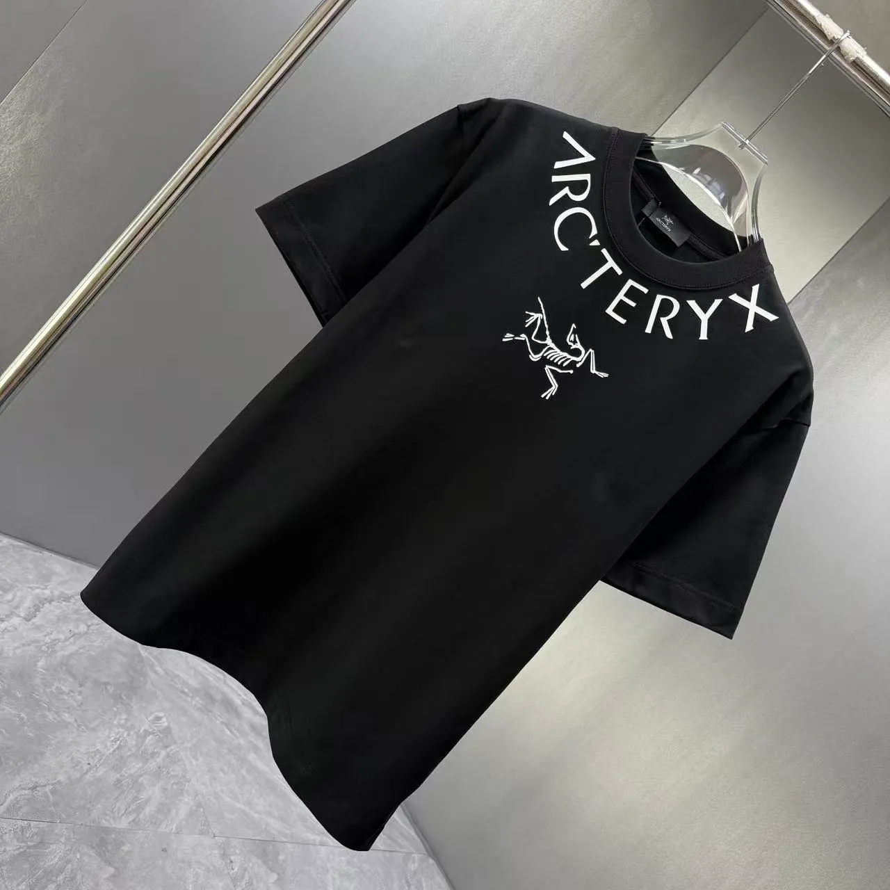 ARC 2026 New Arrival T logo ：Black White Brown Sizes：S M L XL XXL